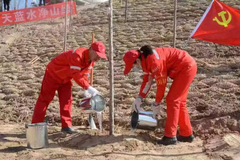 长庆采油八厂以“红色党建”引领“绿色发展”