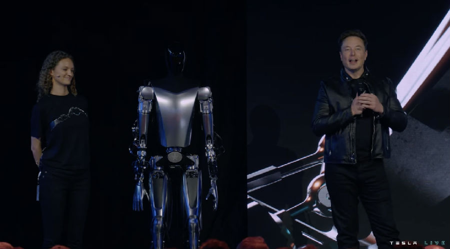 特斯拉机器人全球首秀，最快3年内量产