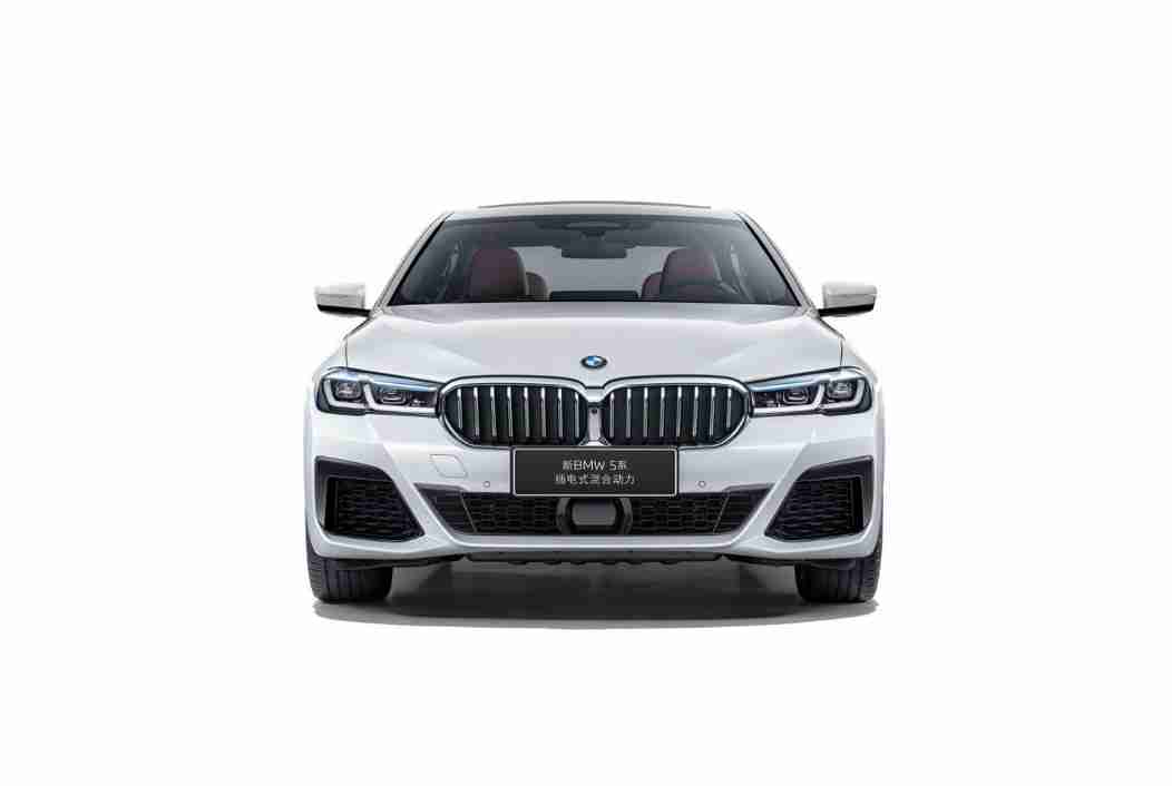 吾辈正当时，新BMW 5系 Li& 新BMW 5系插电式混合动力发现古城新活力